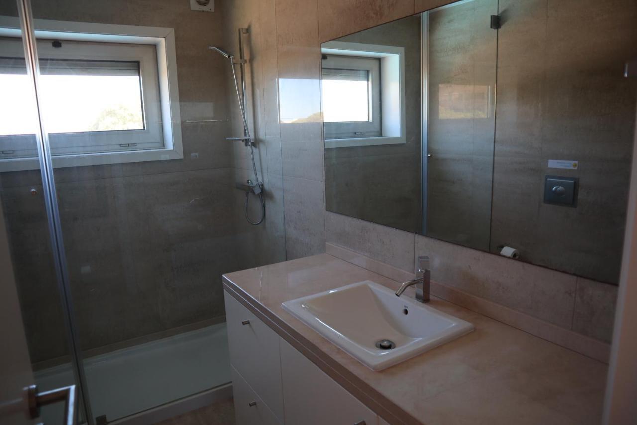 Villa Dos Salgados, 5Bdr, Beach Front, Near Salgados Golf Club Guia  Esterno foto