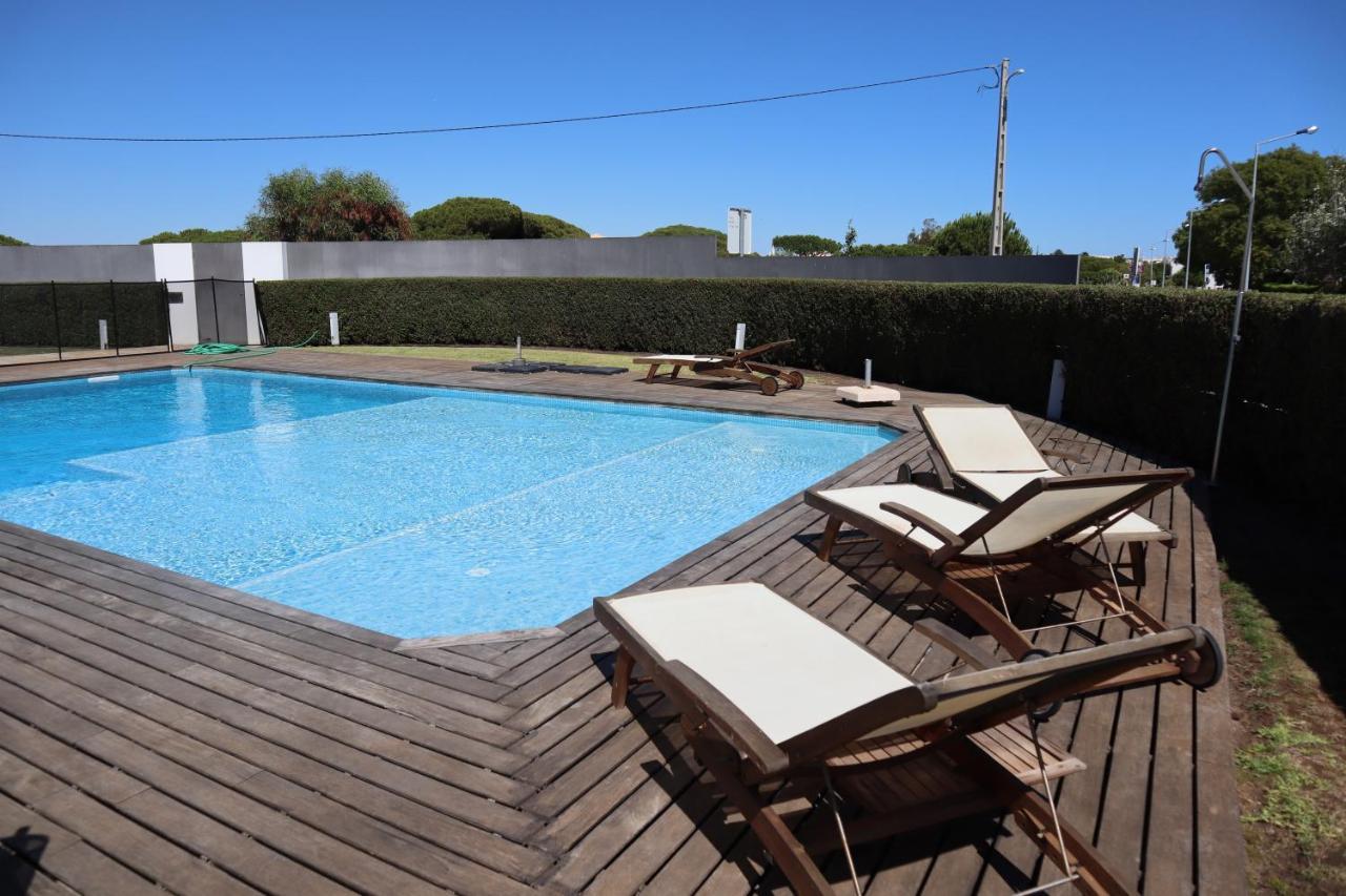 Villa Dos Salgados, 5Bdr, Beach Front, Near Salgados Golf Club Guia  Esterno foto