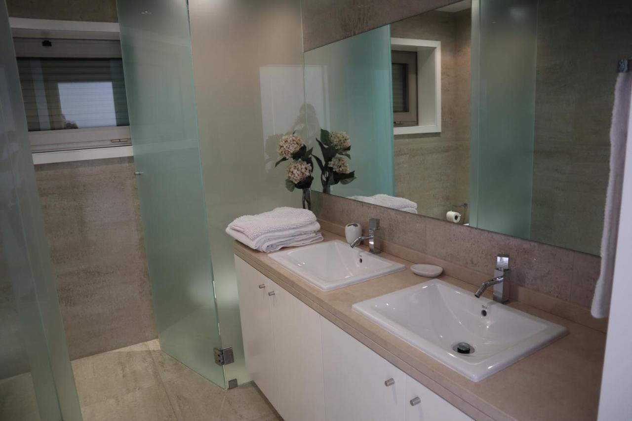 Villa Dos Salgados, 5Bdr, Beach Front, Near Salgados Golf Club Guia  Esterno foto