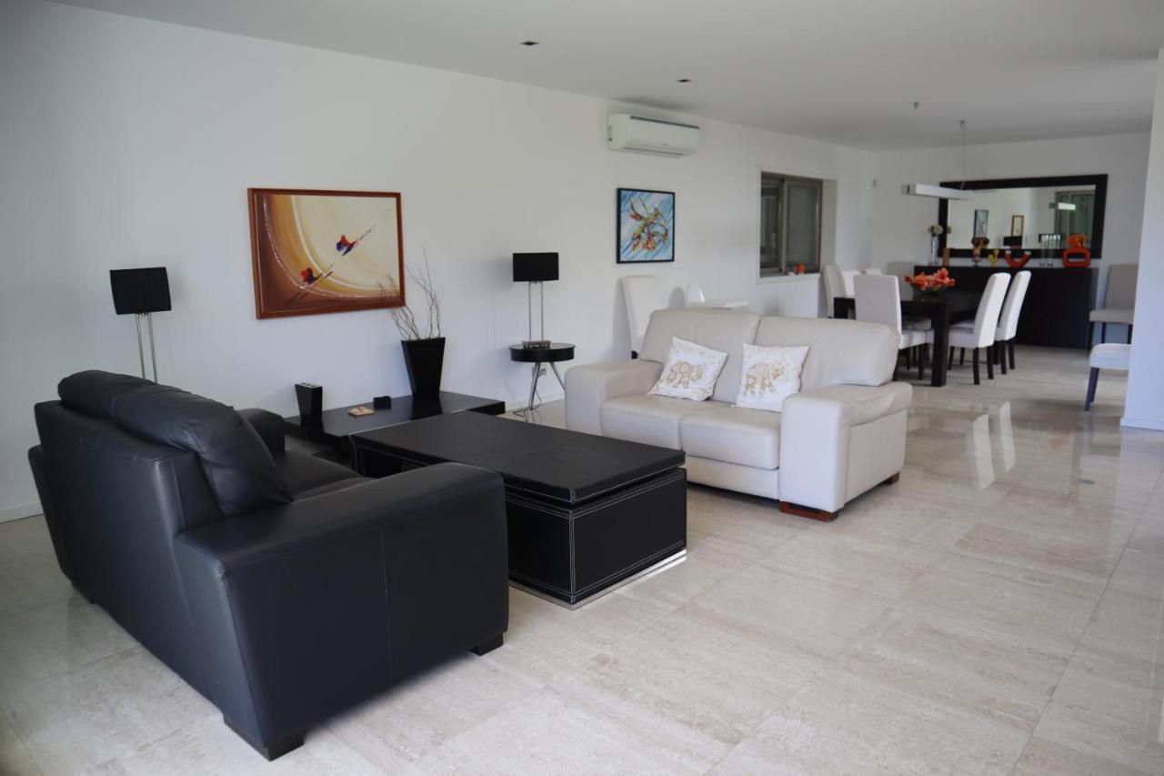 Villa Dos Salgados, 5Bdr, Beach Front, Near Salgados Golf Club Guia  Esterno foto