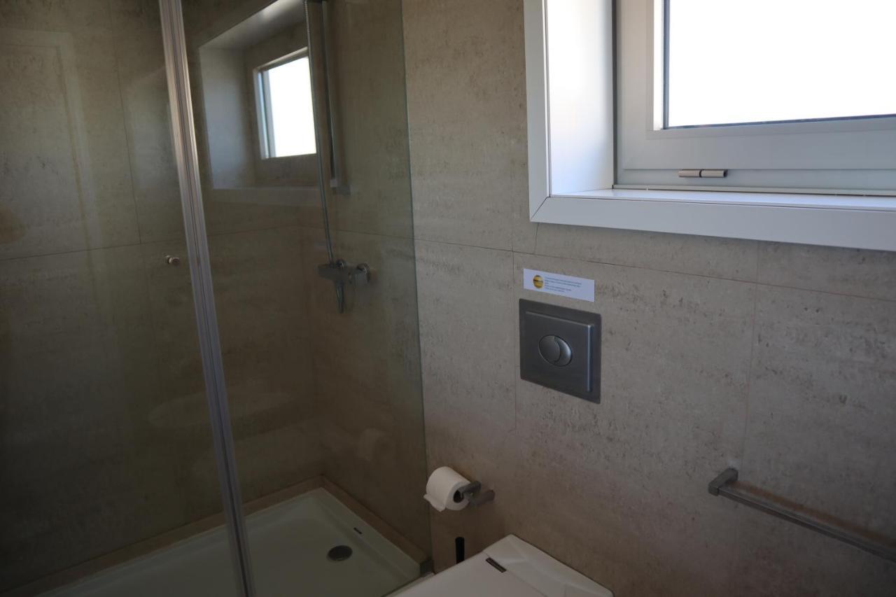 Villa Dos Salgados, 5Bdr, Beach Front, Near Salgados Golf Club Guia  Esterno foto